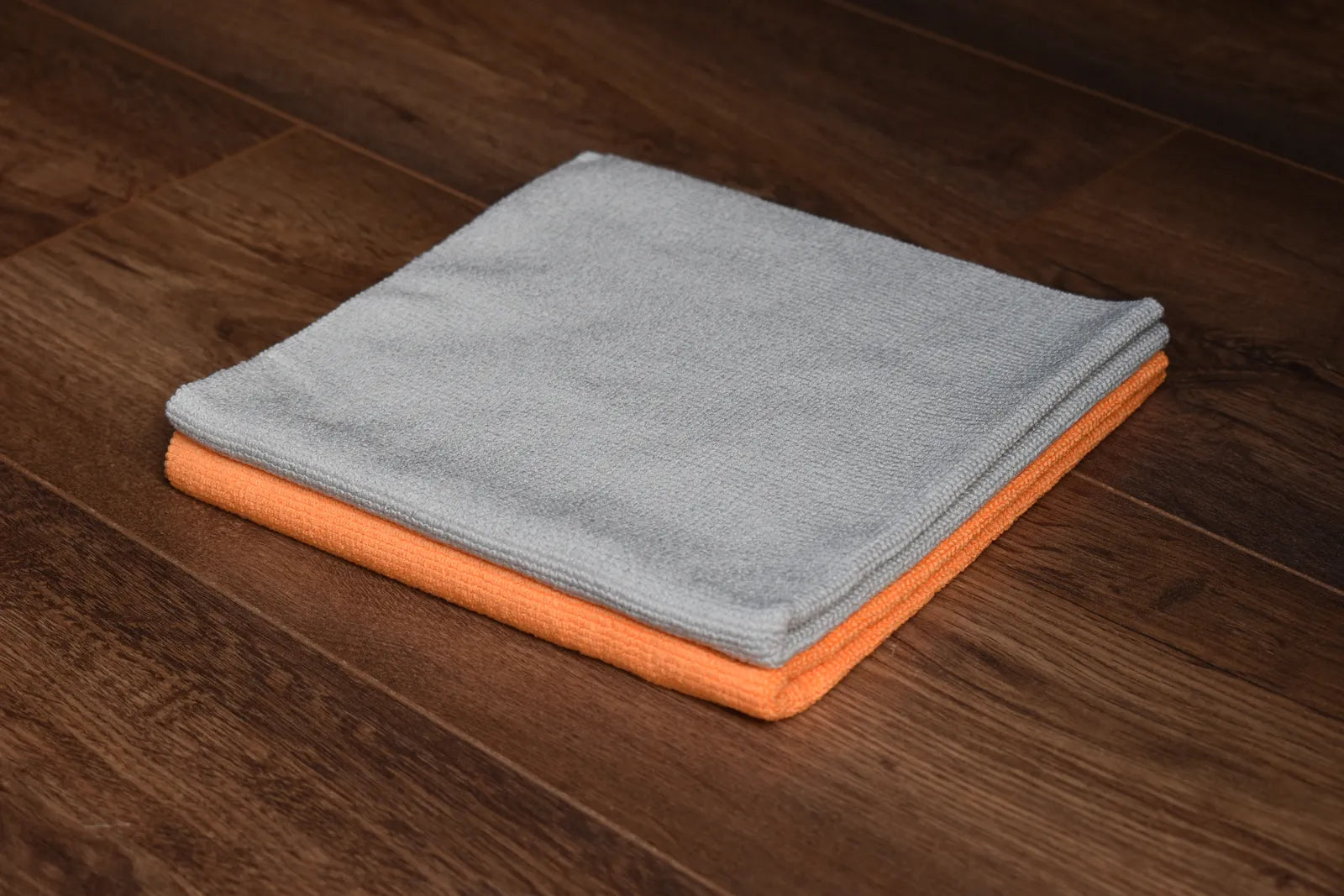 KHEMIA PLUS Pearl 320 GSM edgeless microfiber towel for ceramic coatings - orange and ice grey color options