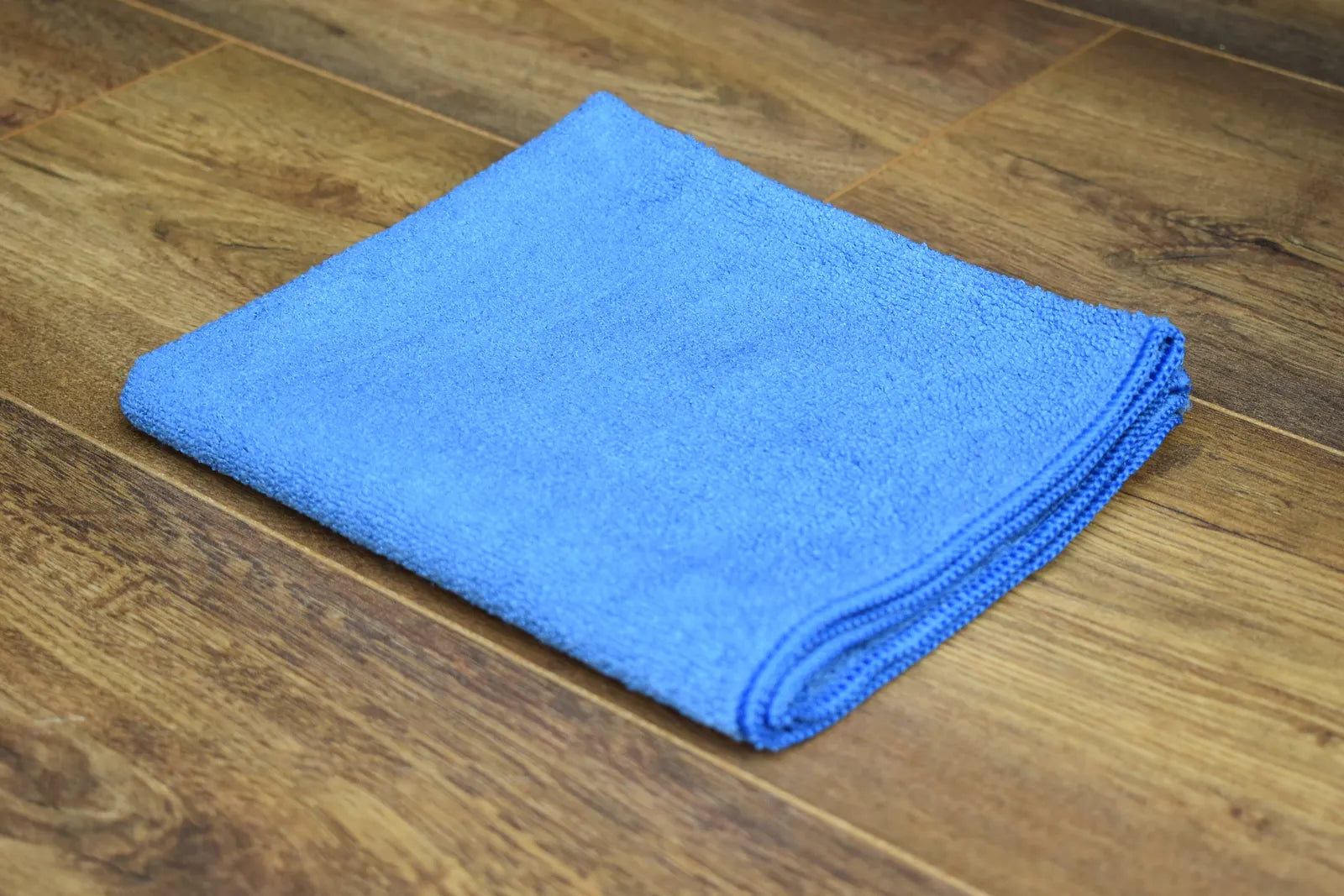 KHEMIA PLUS antibacterial microfiber towel SGS tested folded display - color blue, treated with organosilicon antibacterial finish