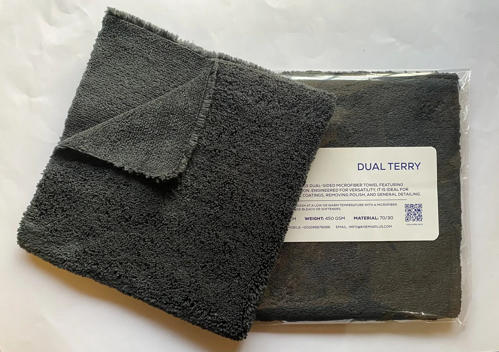 Khemia Plus Dual Terry microfiber towel in black — edgeless 450 GSM for coating, polish, and detailing